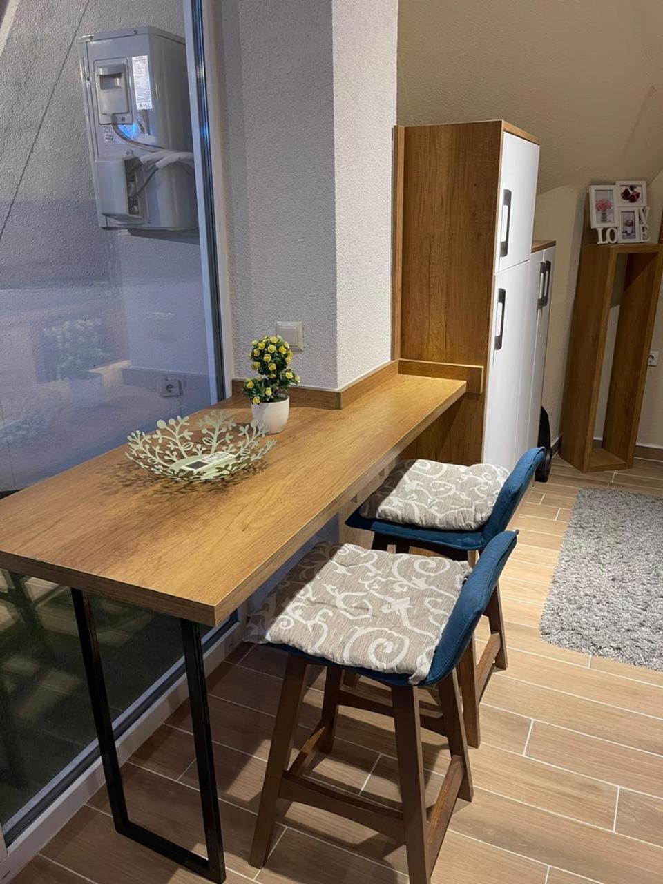 Ora-Prn,Cosy Apartment In The City Center Prishtinë Ngoại thất bức ảnh